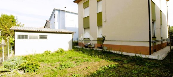 4 rooms Apartment in Civitanova Marche, Italy No. 9131 21