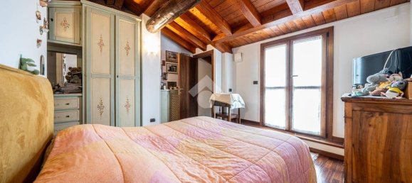2 bedrooms Duplex in Verona, Italy No. 147668 2