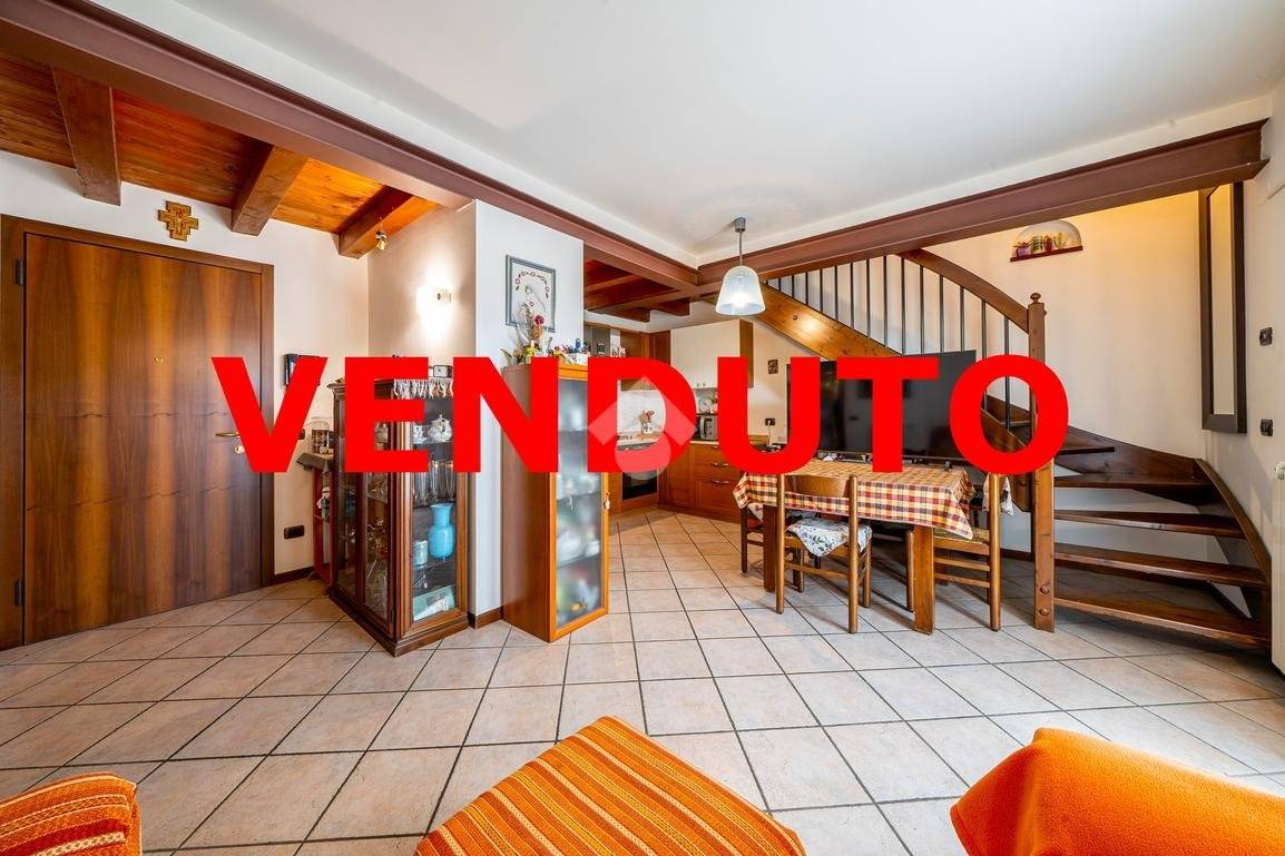 2 bedrooms Duplex in Verona, Italy No. 147668