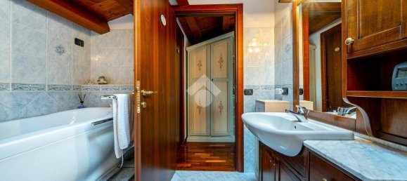 2 bedrooms Duplex in Verona, Italy No. 147668 5