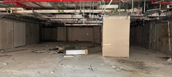 880m² Shop in Deira, UAE No. 15279 9