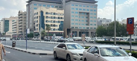 880m² Shop in Deira, UAE No. 15279 3