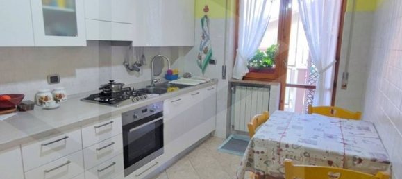 4 rooms Apartment in Montesilvano, Italy No. 17536 16
