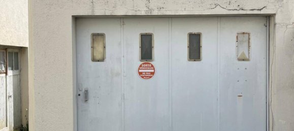 Студия в Бурж, Франция № 56873 4