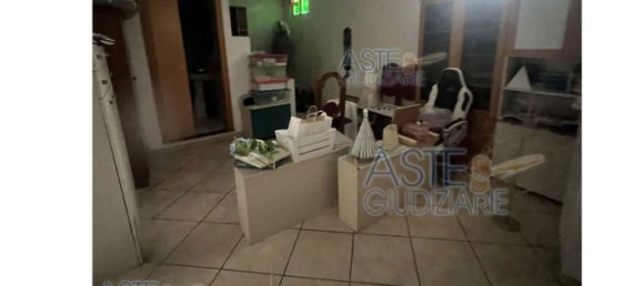 7-Zimmer Wohnung in San Giuseppe Vesuviano, Italy, Nr. 12559 21