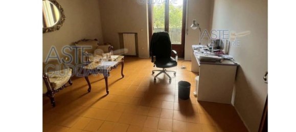 7-Zimmer Wohnung in San Giuseppe Vesuviano, Italy, Nr. 12559 5