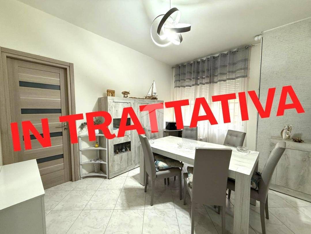 2 bedrooms Apartment in Naples, Italy No. 125355
