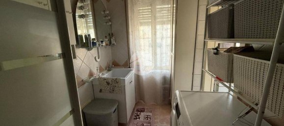 2 bedrooms Apartment in Naples, Italy No. 125355 11