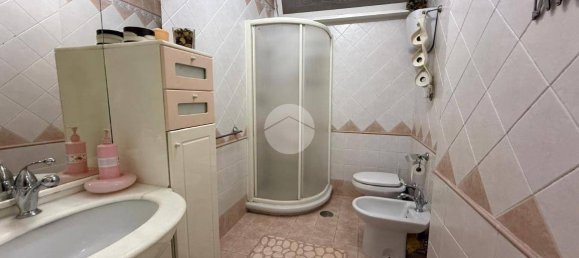 2 bedrooms Apartment in Naples, Italy No. 125355 6