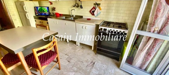 Apartamento de 4 dormitorios en Foggia, Italy No. 358650 10