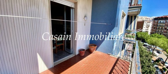 Apartamento de 4 dormitorios en Foggia, Italy No. 358650 18