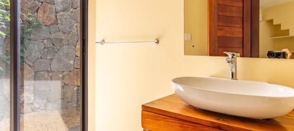 5 bedrooms Villa in Grande Riviere Noire, Mauritius No. 46 16