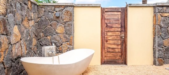 Villa de 5 dormitorios en Grande Riviere Noire, Mauritius No. 46 12