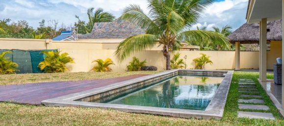 Villa de 5 dormitorios en Grande Riviere Noire, Mauritius No. 46 14