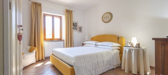 3 bedrooms Villa in Filottrano, Italy No. 318877 12