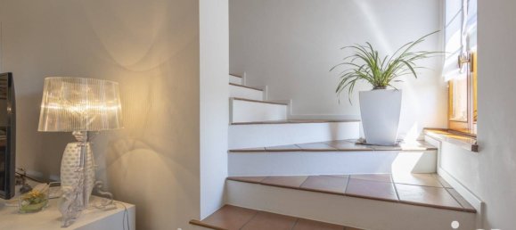 3 bedrooms Villa in Filottrano, Italy No. 318877 4