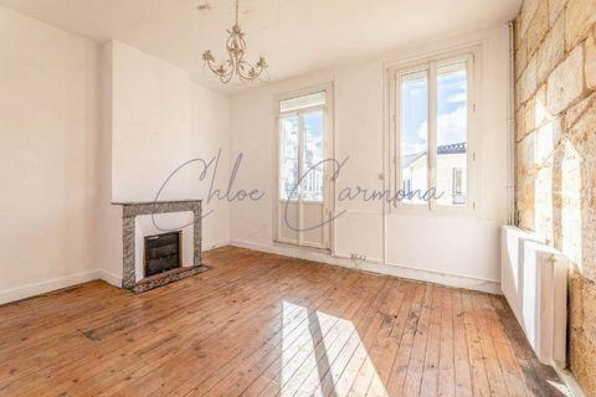 4 bedrooms House in Bordeaux, France No. 3675