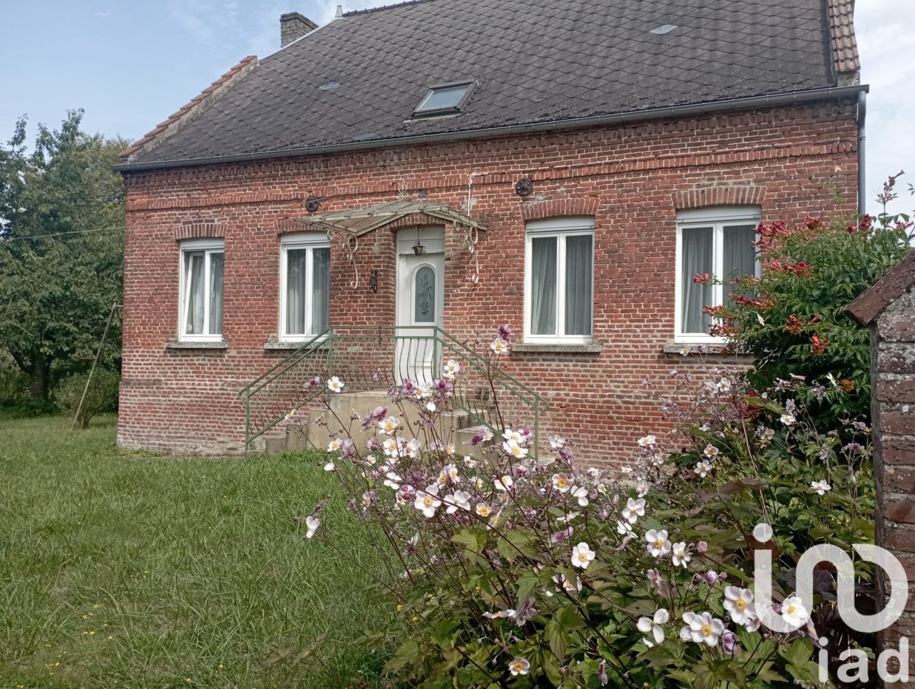 1 chambre Maison de ville à Tavaux-et-Pontséricourt, France No. 42767