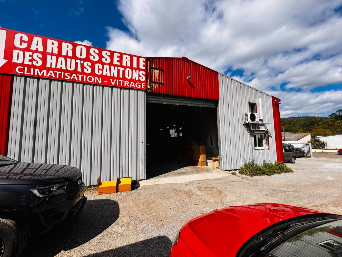 Propiedad comercial de 3 habitaciónes en Bedarieux, France No. 276937