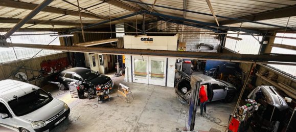 Propiedad comercial de 3 habitaciónes en Bedarieux, France No. 276937 7