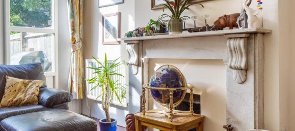 2 bedrooms Apartment in London, United Kingdom No. 13945 10