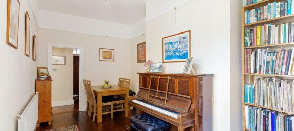 2 bedrooms Apartment in London, United Kingdom No. 13945 11