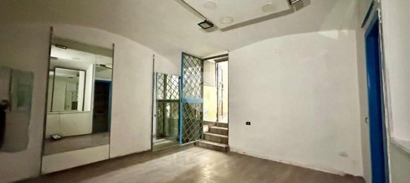 1 room Office in Naples, Italy No. 54005 12