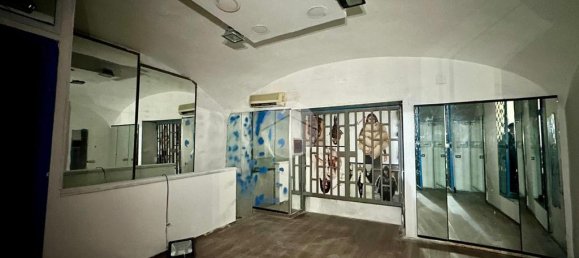 1 room Office in Naples, Italy No. 54005 13