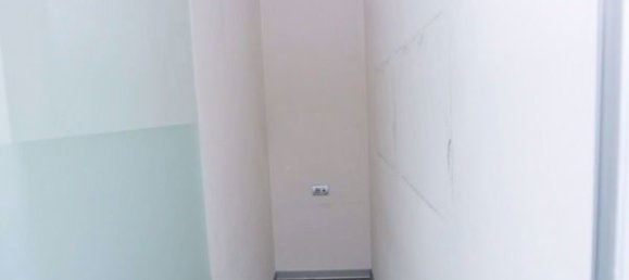 4 rooms Commercial property in Rescaldina, Italy No. 56685 11