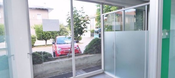 4 rooms Commercial property in Rescaldina, Italy No. 56685 9