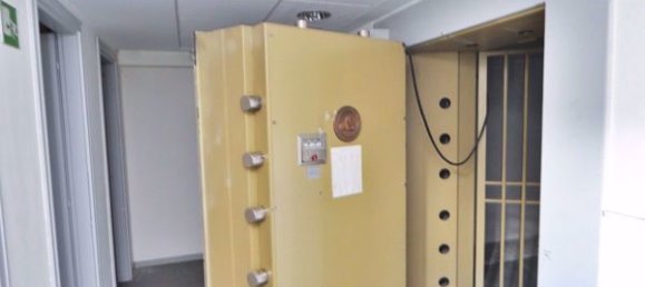 4 rooms Commercial property in Rescaldina, Italy No. 56685 16