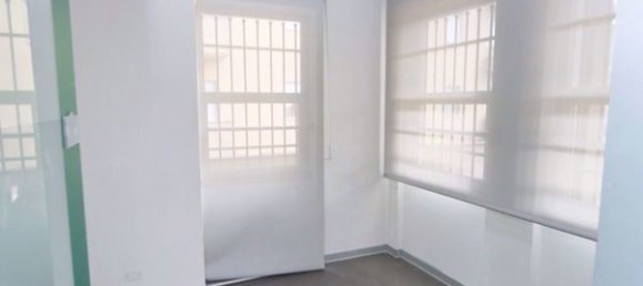 4 rooms Commercial property in Rescaldina, Italy No. 56685 12