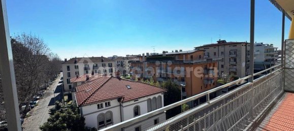 2 chambres Appartement à Bergamo, Italy No. 221701 5