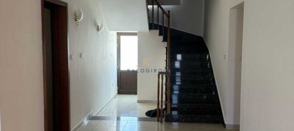 Propiedad comercial de 5 dormitorios en Larnaca, Cyprus No. 20732 7