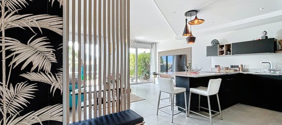 3 bedrooms Villa in Aix-les-Bains, France No. 346415 22