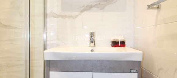 3 bedrooms Penthouse in Attard, Malta No. 11208 13