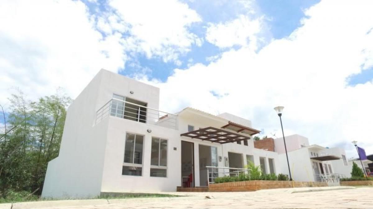 3 bedrooms House in Cundinamarca, Colombia No. 1556