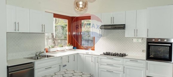 7 rooms House in Laveno-Mombello, Italy No. 144918 10