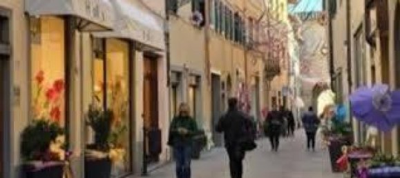 4 rooms Apartment in Borgo San Lorenzo, Italy No. 27071 15