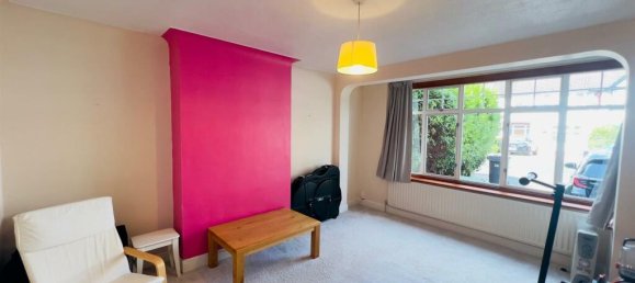 3 bedrooms House in Beckenham, United Kingdom No. 852 3