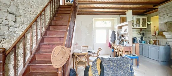 3 bedrooms House in Manche, France No. 360224 8