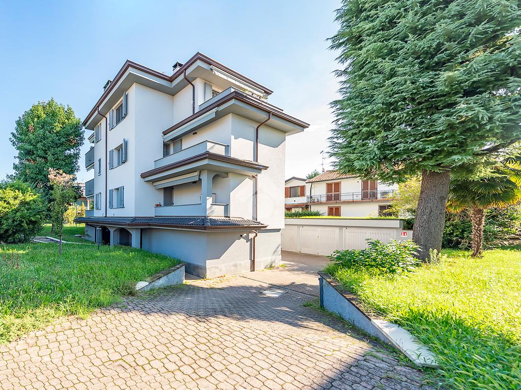 Penthouse T3 em Lainate, Italy N.º 340377