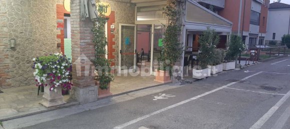 Imóvel comercial de 2 divisões em Monte San Pietro, Italy N.º 229221 2
