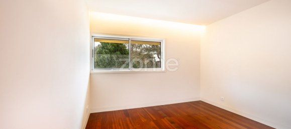 4 bedrooms House in Senhora da Hora, Portugal No. 117026 37