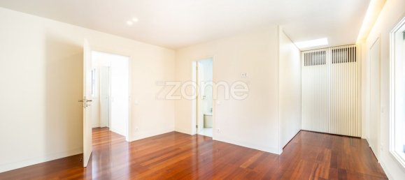 4 bedrooms House in Senhora da Hora, Portugal No. 117026 32