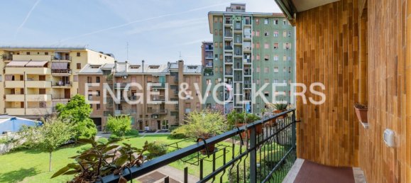 3 rooms Apartment in Milan, Italy No. 287585 9