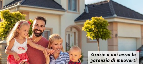 3 bedrooms Apartment in Saronno, Italy No. 64300 11