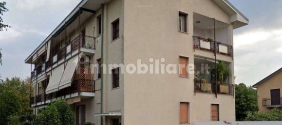 3 bedrooms Apartment in Saronno, Italy No. 64300 2