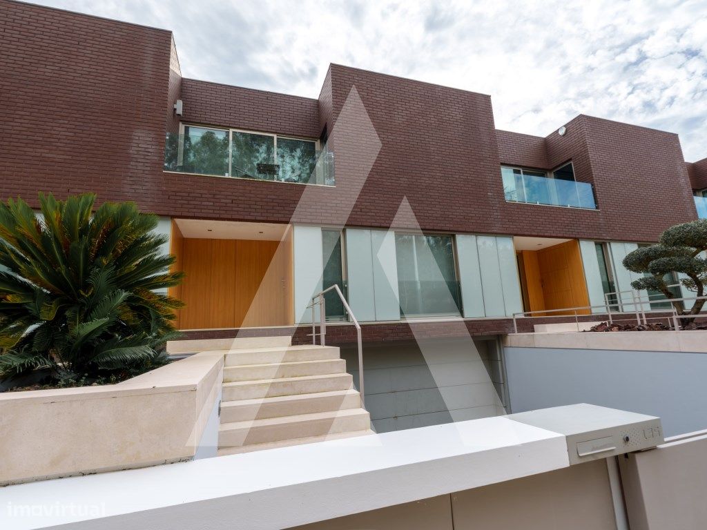 Casa de 4 dormitorios en Aveiro, Portugal No. 98192