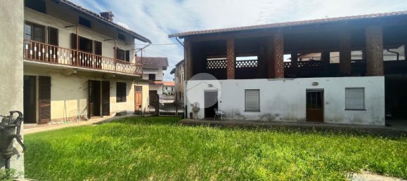 7 rooms House in Benna, Italy No. 6536 6